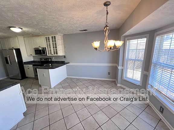 4th image of 4208 Bartlet Glen Ln