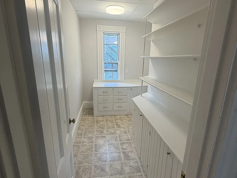 41 Washington St #2 — Photo 5