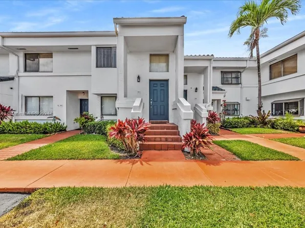 21300 San Simeon Way APT M4, North Miami Beach, FL 33179