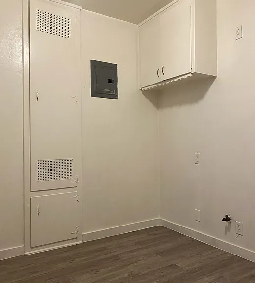 11528 Adco Ave #F — Photo 6