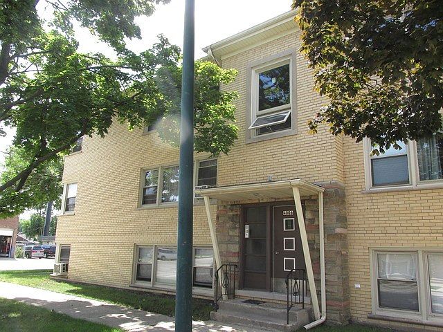 1st image of 4006 N Pontiac Ave APT 2N