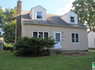 1424 W 30th St, Sioux City, IA 51103
