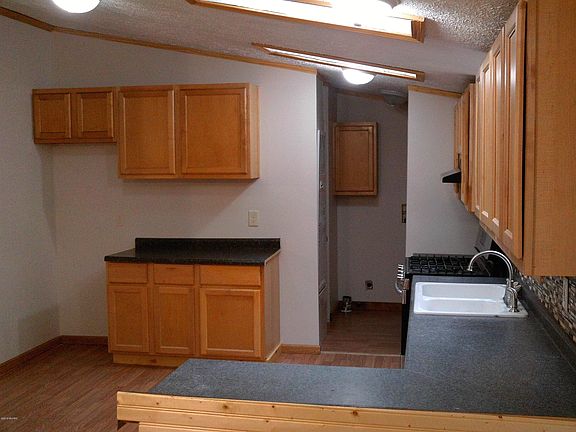 4th image of 5454 S Cypress Ave