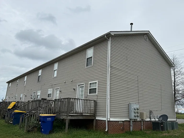 1869 Stonehenge Ave #C — Photo 3