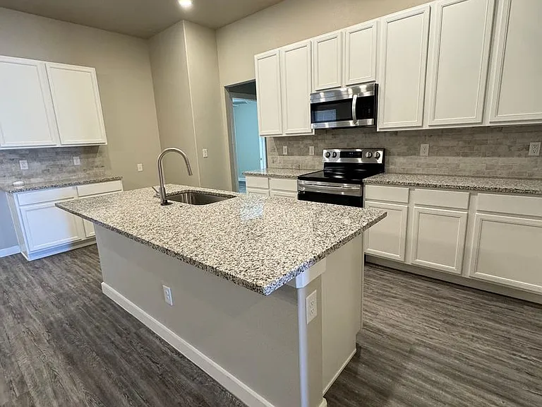 3208 Corpus Ave — Photo 3
