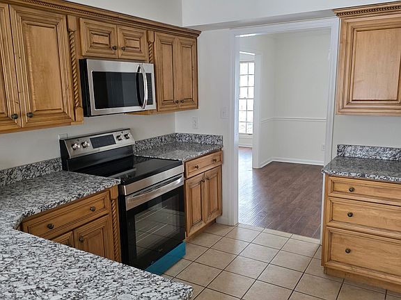 4th image of 4013 Madira Dr