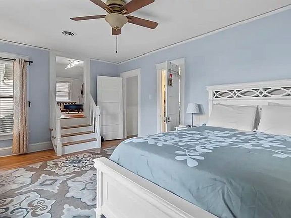 4th image of 6123 Hampton Blvd