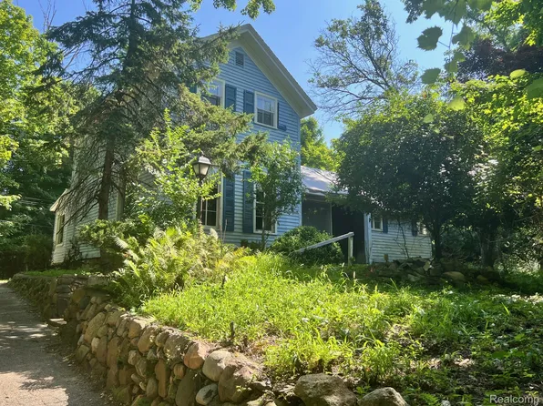 36668 Howard Rd, Farmington Hills, MI 48331