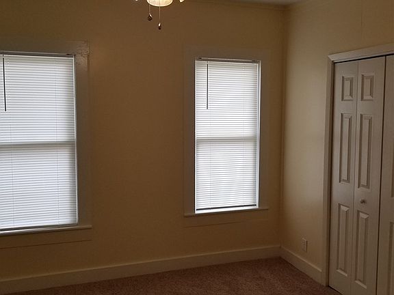 5th image of 806 N Pearl St