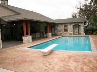684 Mill Creek Rd, Kingsland, TX 78639