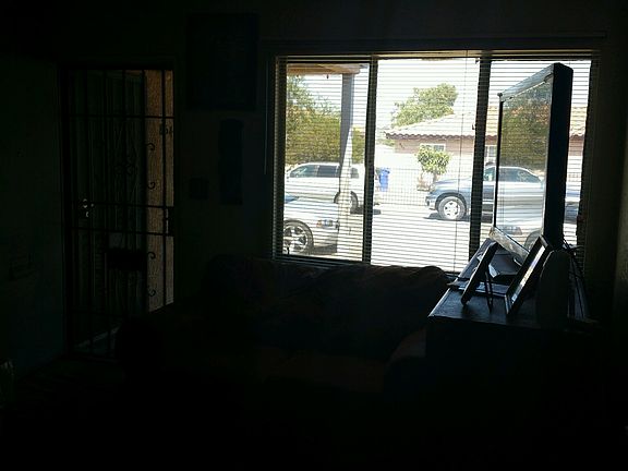 2nd image of 852 Duval St