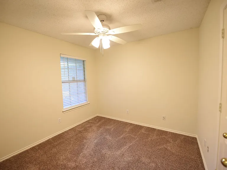 6419 Brookhaven Trl — Photo 13