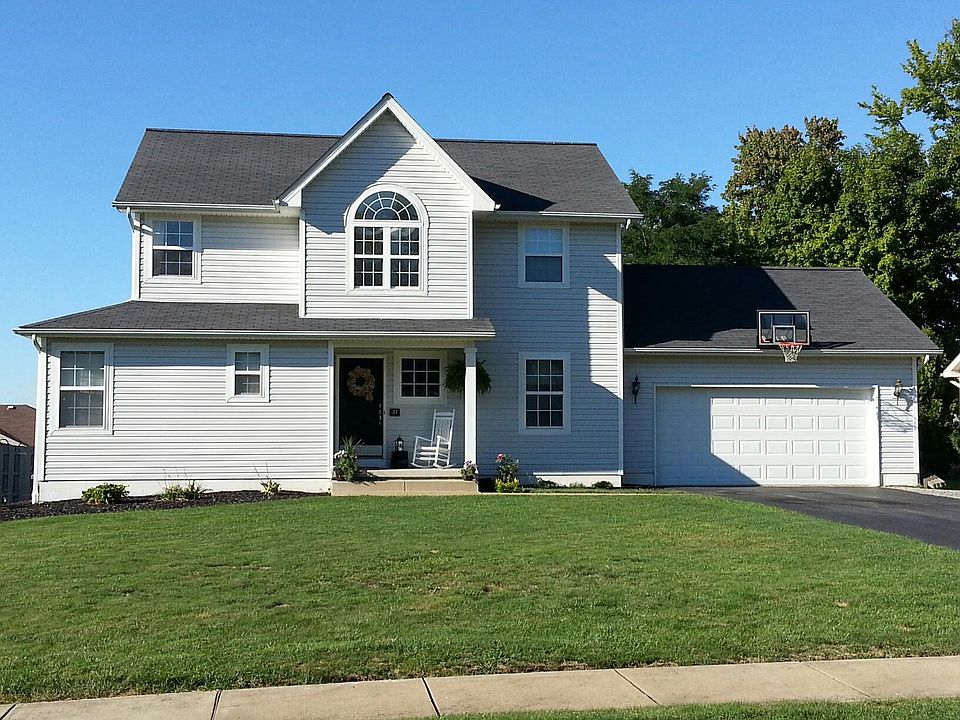 1st image of 32 Cherokee Ln