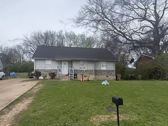 2nd image of 6 Lutie St
