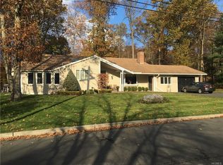 6 Olympia Ln, Monsey, NY 10952