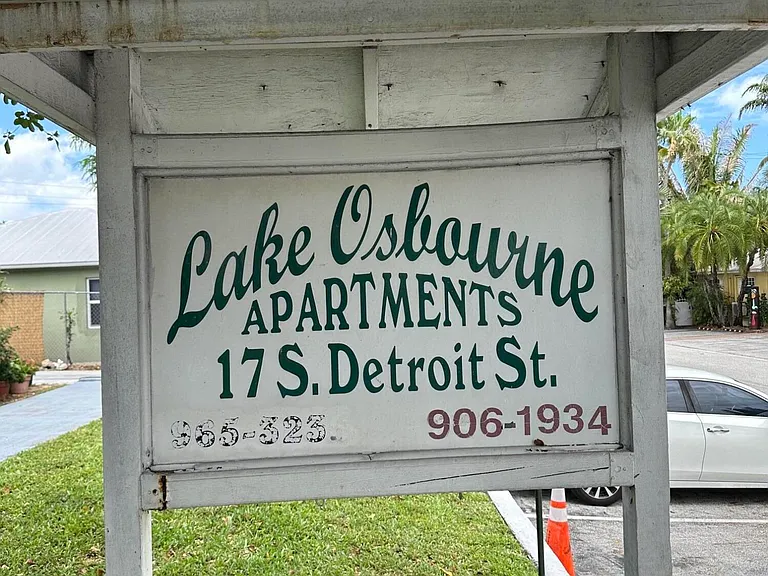 17 Detroit St #1 — Photo 6