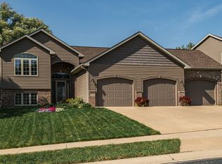 2600 Boulder Ridge Dr NW, Rochester, MN 55901