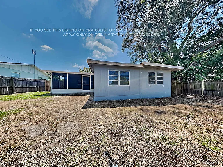 1510 Levern St — Photo 17