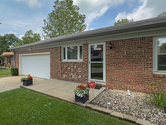 4th image of 408 Ottawa Dr