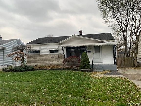 2nd image of 31625 Hazelwood St