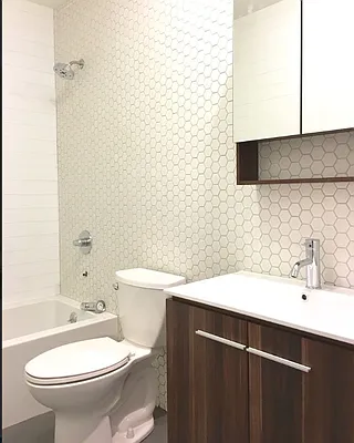 Rented by Midbrook Realty, LLC | media 10