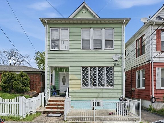 3rd image of 442 Paulison Ave