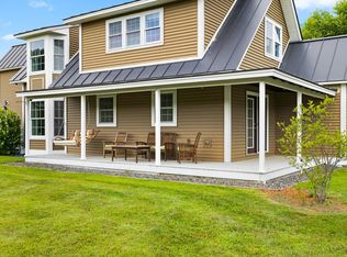 141 Meadow Ln, South Royalton, VT 05068