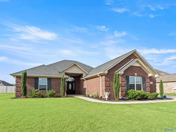 28032 Cross Gate Dr, Madison, AL 35756