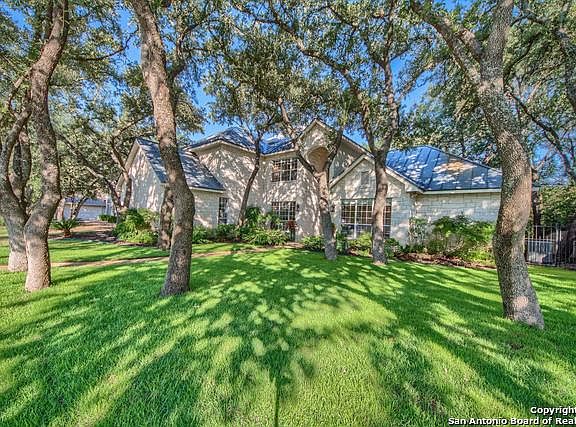 4th image of 14111 Bluff Manor Dr