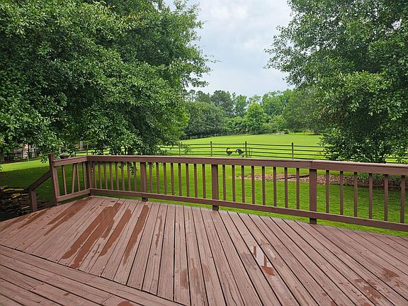 4th image of 4131 Mars Hill Cir