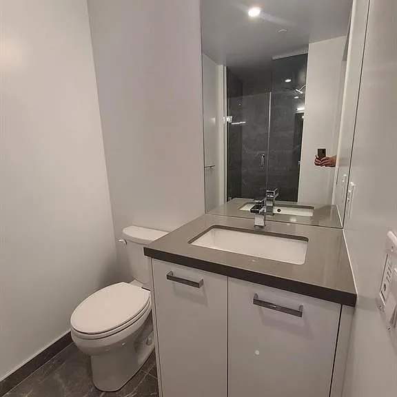 195 McCaul St #1308 — Photo 4