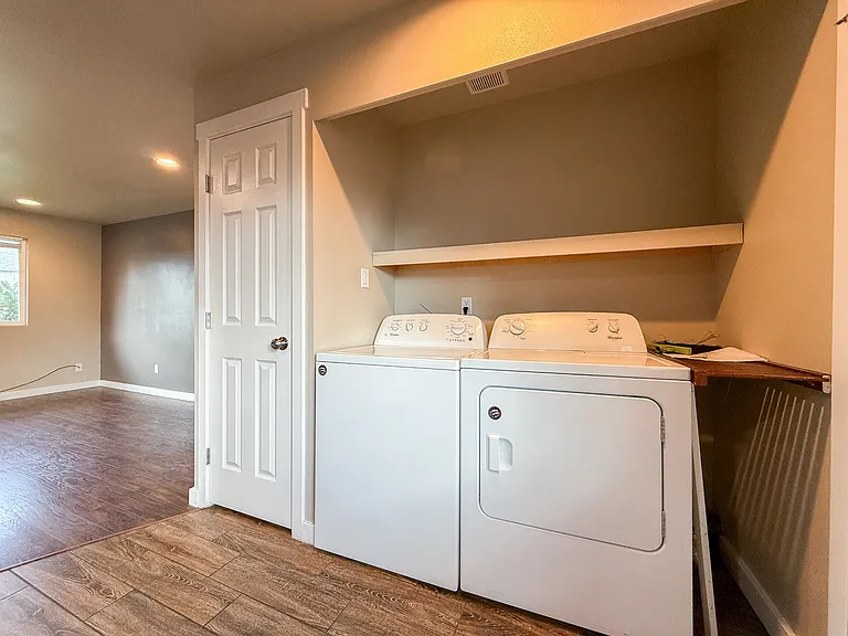 1808 Harrington Ave NE — Photo 9