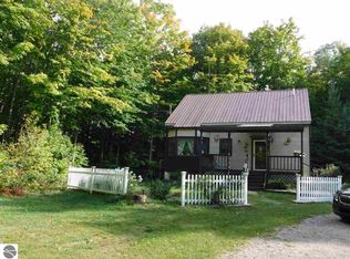 8832 Twin Lake Rd NE, Mancelona, MI 49659