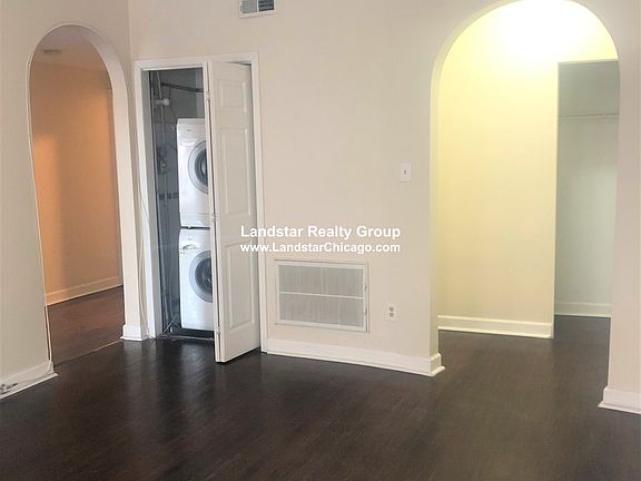 5th image of 2440 N Hamlin Ave APT 1B