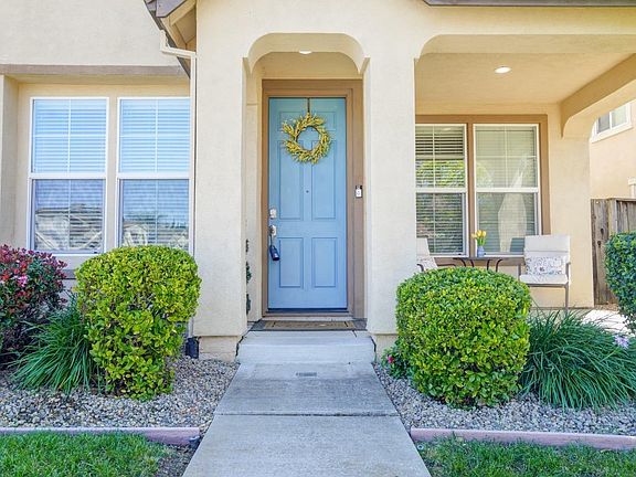 2nd image of 1355 Valley Glen Drive
