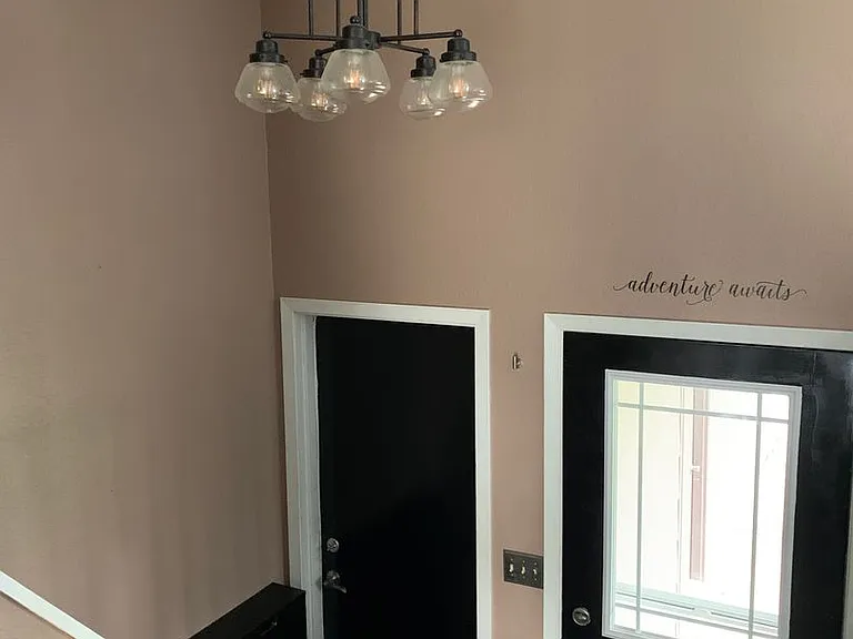 570 Roberts St SW — Photo 18