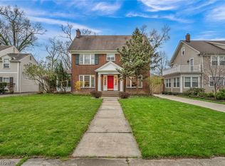 2914 Chadbourne Rd, Shaker Heights, OH 44120