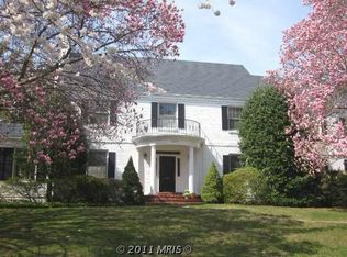 6000 Kennedy Dr, Chevy Chase, MD 20815