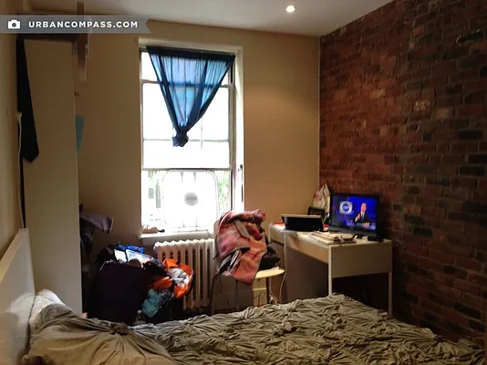 Rented by Compass | media 21