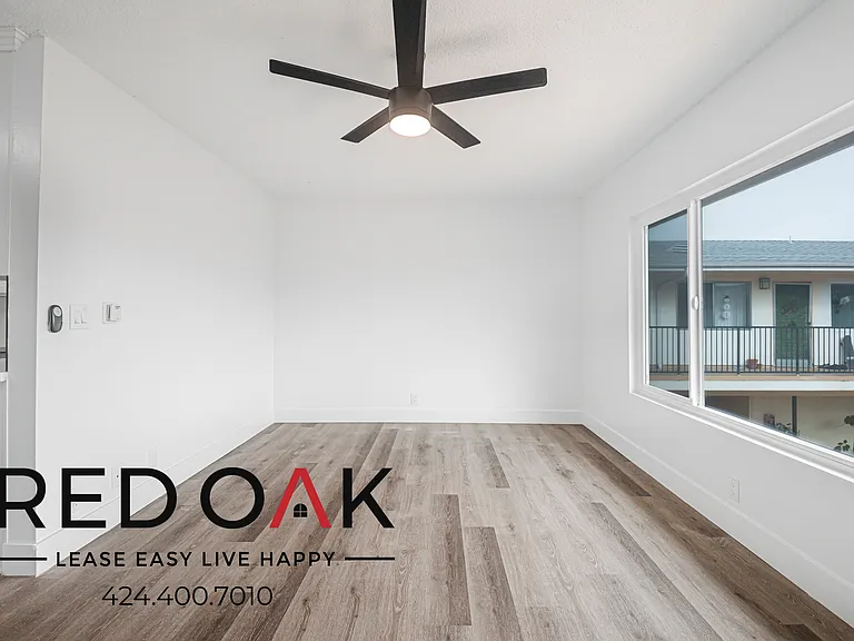 14807 S Normandie Ave #4 — Photo 4