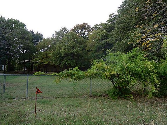 5th image of 535 Oak Trail Dr