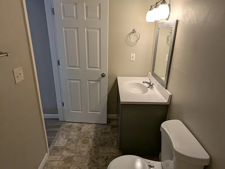 110 Weber Rd — Photo 23