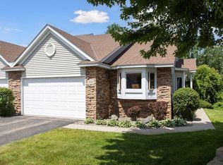 4846 Moon Lake Cir, Saint Paul, MN 55127