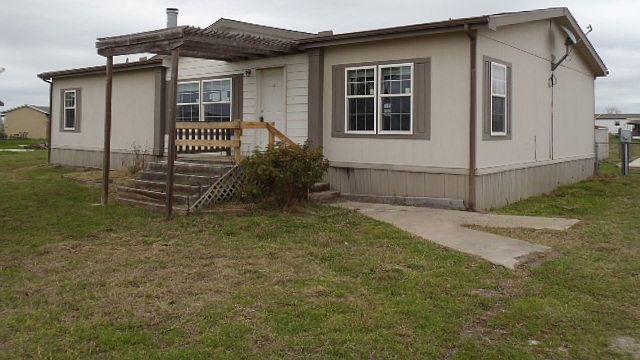 1st image of 2715 Cedar Ct