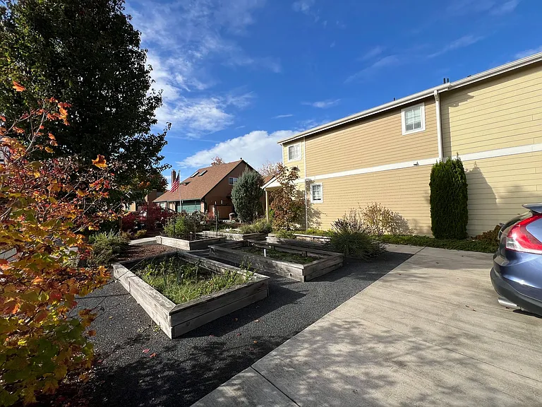 30625 SW Willamette Way E — Photo 12