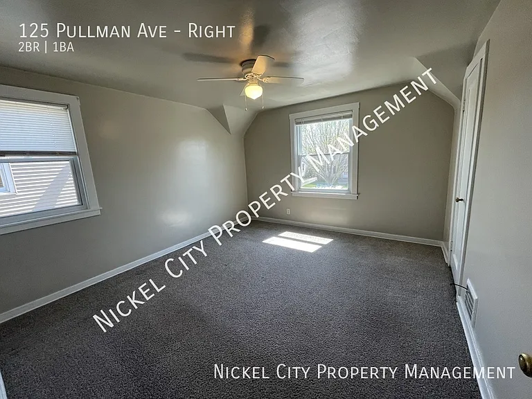 125 Pullman Ave #RIGHT — Photo 3