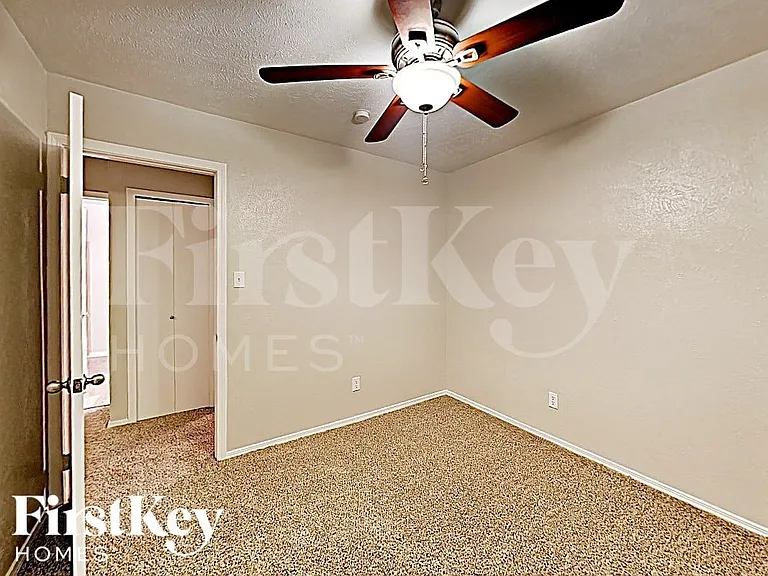 2805 Galemeadow Dr — Photo 7