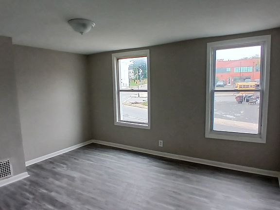 1939 W Lombard St (4)_05222025