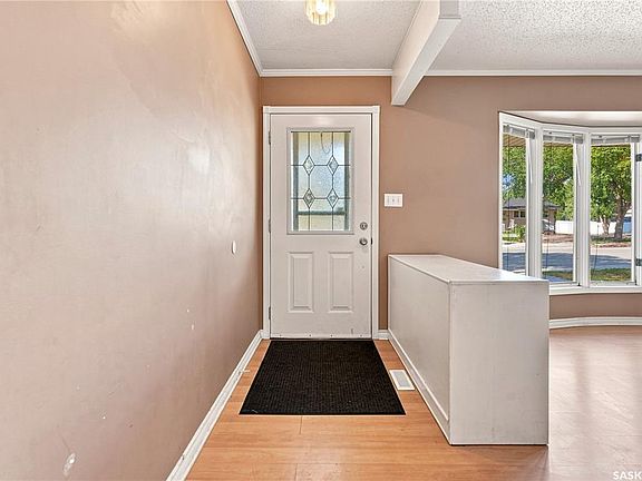 3rd image of 363 Rodenbush DRIVE