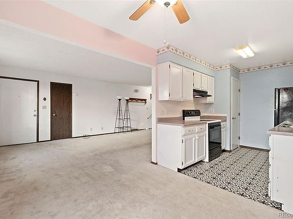 3rd image of 9787 Orangewood Drive